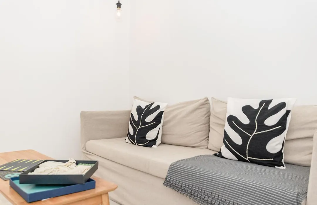 Alcantara Charm 3Br Apartments-1