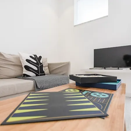 Alcantara Charm 3Br Apartments-2